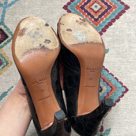 Alaia Open Toe Croc pumps - Picture 6 of 10